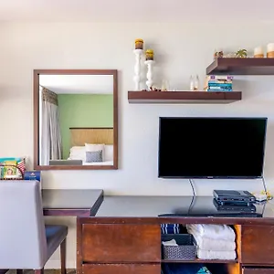  Apartment Island Colony United States